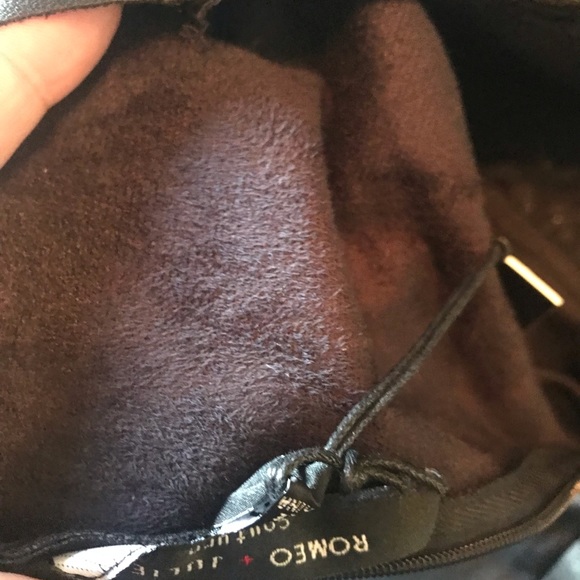 Romeo and Juliet COUTURE Black faux leather top Size Small - Picture 12 of 15